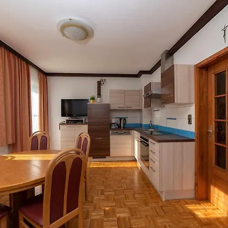 Farm stay Bauernhof Liendl Keutschach am See